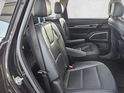 Used 2021 Kia Telluride S image 17