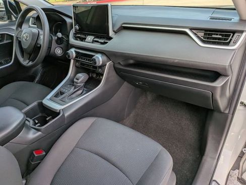 Used 2023 Toyota RAV4 LE image 27