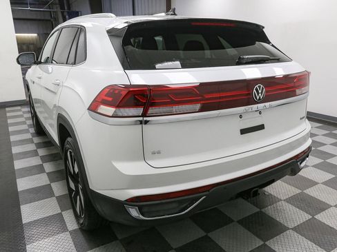 New 2026 Volkswagen Atlas Cross Sport SE AWD/4WD image 9