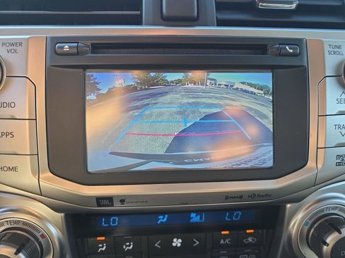Used 2017 Toyota 4Runner Limited AWD/4WD image 17