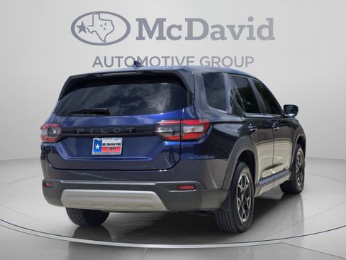 Certified 2025 Honda Pilot EX-L image 6