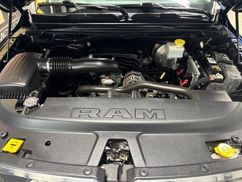 Used 2020 RAM 1500 Big Horn AWD/4WD image 30