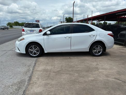 Used 2014 Toyota Corolla LE FWD image 8