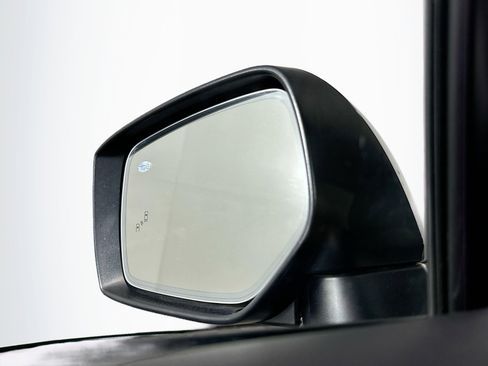 Used 2017 Subaru Outback 2.5i Limited image 16