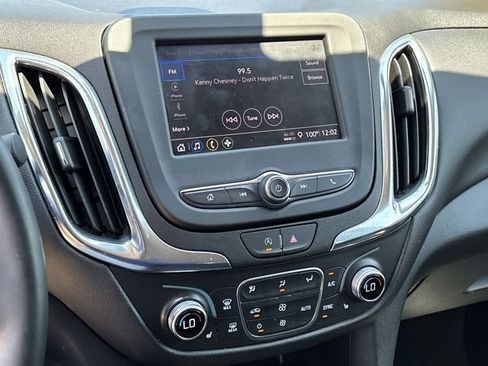 Used 2023 Chevrolet Equinox LT FWD image 15