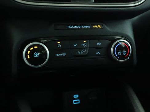 Used 2022 Ford Escape S image 24