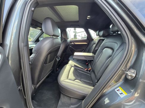 Used 2018 Audi Q3 2.0T Premium w/ Convenience Package image 19