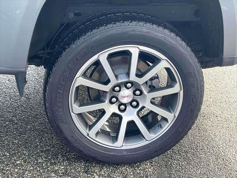 Used 2022 GMC Canyon Denali image 10