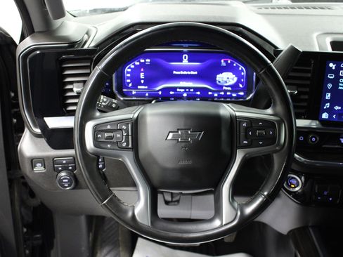Used 2024 Chevrolet Silverado 2500 LT w/ Midnight Edition image 16