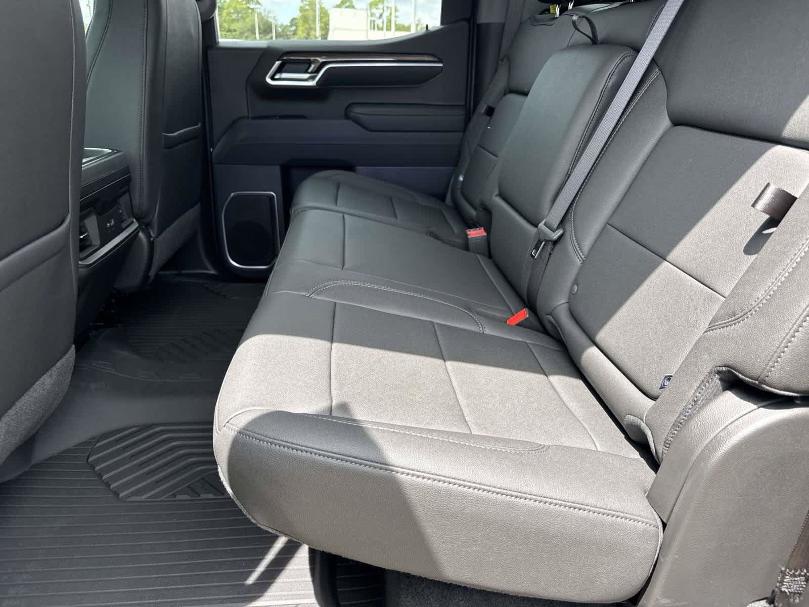 New 2026 Chevrolet Silverado 1500 RST w/ RST All Star Premium Package AWD/4WD image 8