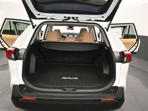 New 2025 Toyota RAV4 LE image 12