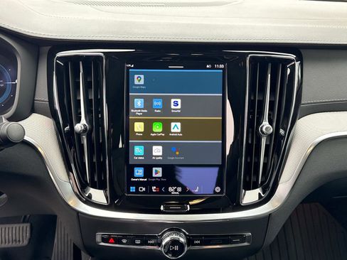 Certified 2024 Volvo S60 T8 Ultimate image 20