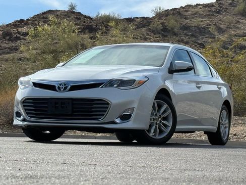Used 2014 Toyota Avalon XLE Premium image 1