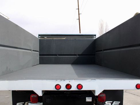 Used 2023 Ford F550 4x4 Regular Cab Super Duty image 12