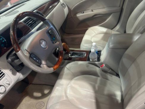 Used 2009 Buick Lucerne CXL w/ Driver Confidence Package image 10