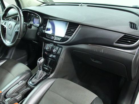 Used 2019 Buick Encore Preferred AWD/4WD image 19
