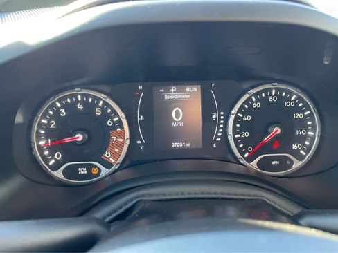 Used 2021 Jeep Renegade Sport image 14