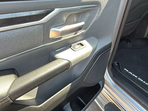 Used 2019 RAM 1500 Big Horn AWD/4WD image 13