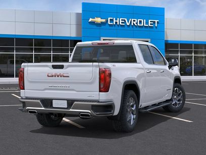 New 2026 GMC Sierra 1500 SLT w/ SLT Premium Package