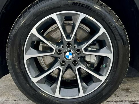 Used 2017 BMW X5 xDrive40e w/ Luxury Seating Package AWD/4WD image 27