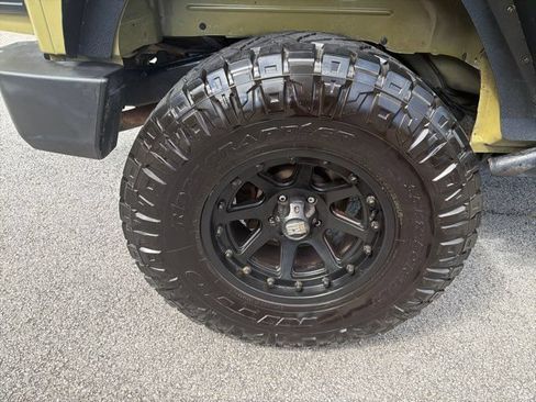Used 2013 Jeep Wrangler Sport AWD/4WD image 29