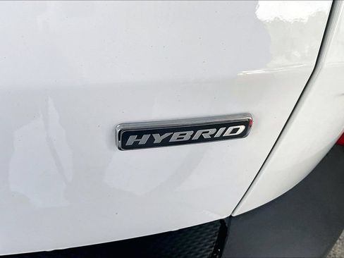 Used 2022 Ford Escape SE FWD image 24