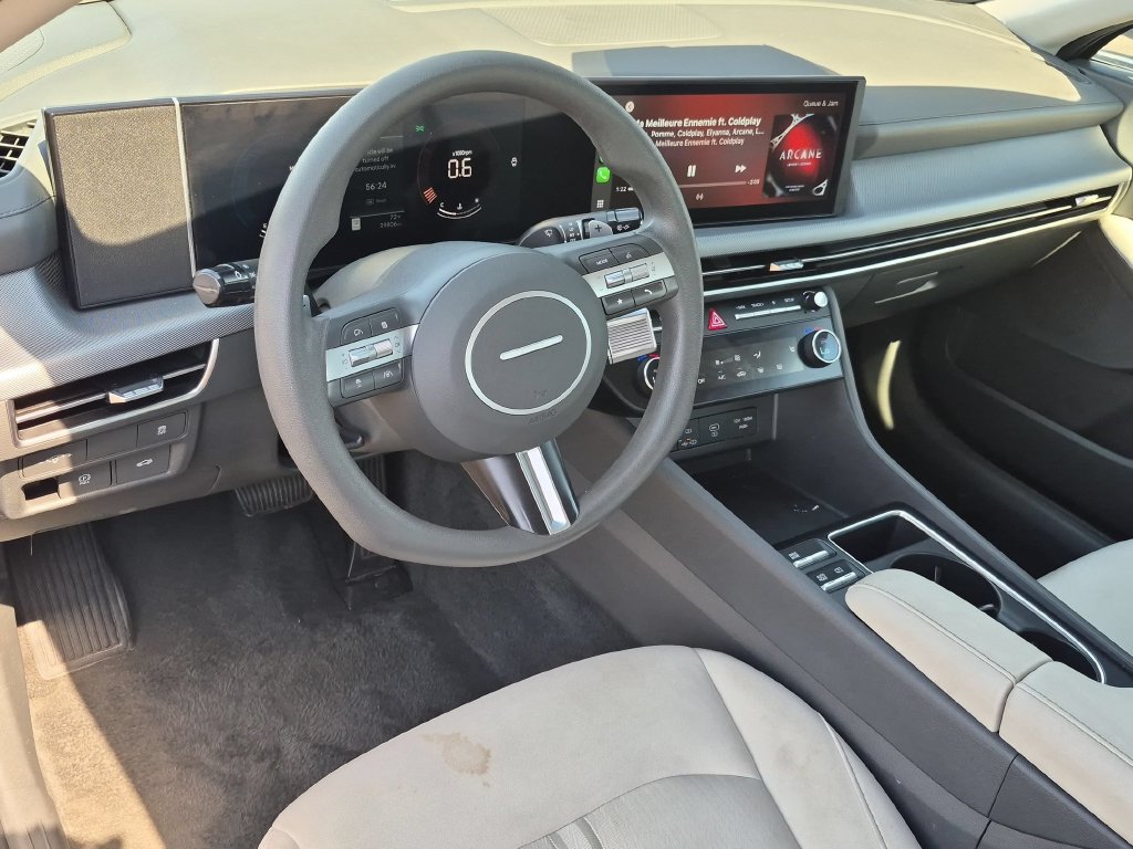 Used 2025 Hyundai Sonata SEL FWD image 15