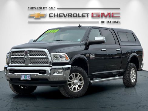 Used 2017 RAM 3500 Laramie image 7