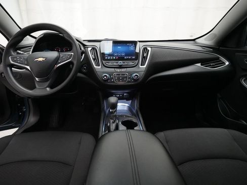 Used 2024 Chevrolet Malibu LT image 5