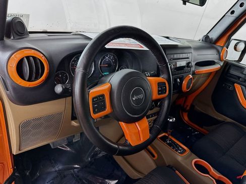 Used 2012 Jeep Wrangler Unlimited Sahara w/ Connectivity Group image 14