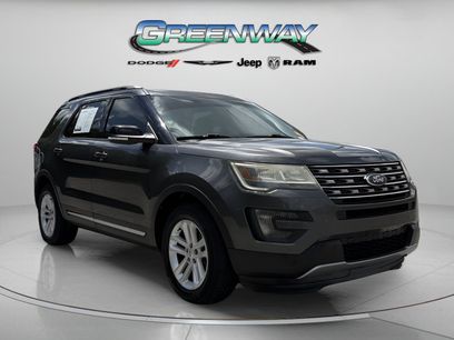 Used 2016 Ford Explorer XLT w/ Equipment Group 202A