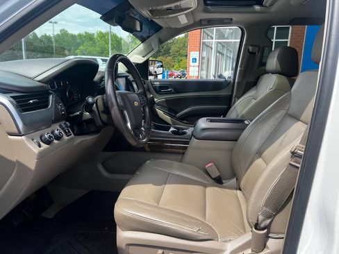 Used 2016 Chevrolet Tahoe LT AWD/4WD image 3