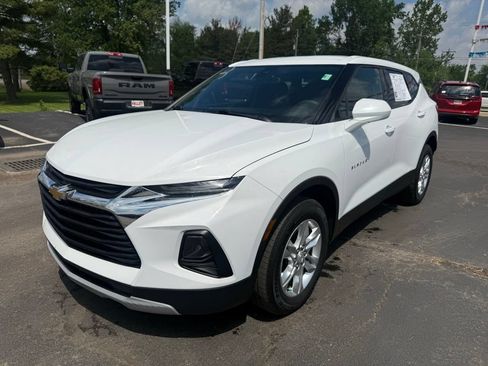 Used 2021 Chevrolet Blazer LT w/ LPO, Cargo Package FWD image 2