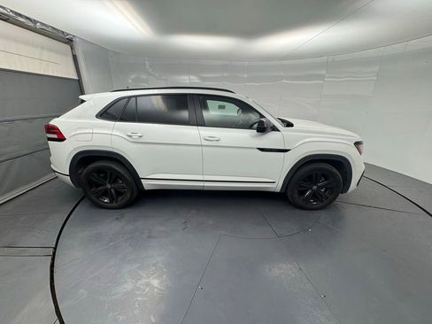 Used 2023 Volkswagen Atlas Cross Sport SEL R-Line image 6