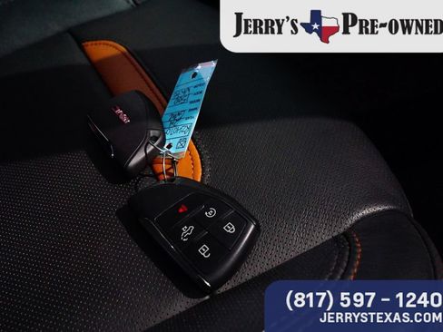 Used 2024 GMC Sierra 1500 AT4 w/ Technology Package AWD/4WD image 26