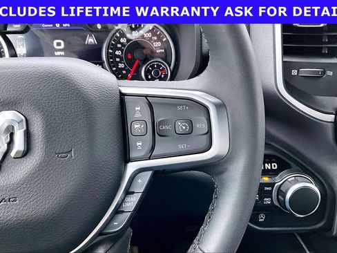 Used 2025 RAM 1500 Big Horn AWD/4WD image 16