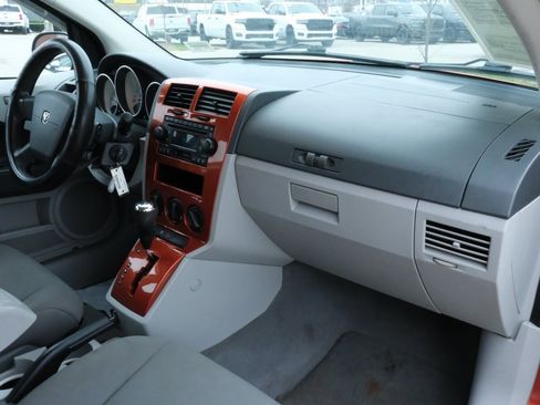 Used 2007 Dodge Caliber SXT image 29