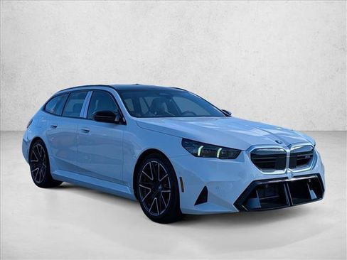New 2026 BMW M5 Touring image 7