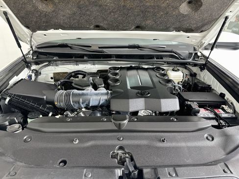 Certified 2024 Toyota 4Runner TRD Sport AWD/4WD image 29