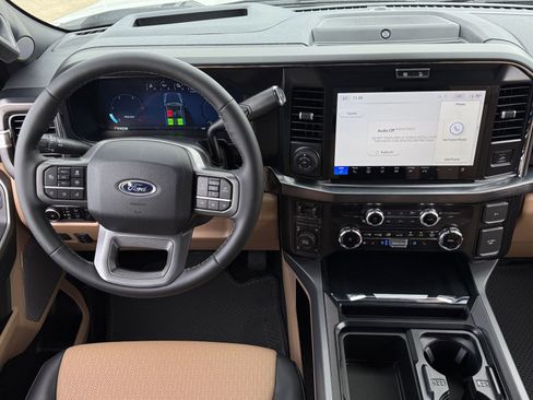 New 2026 Ford F250 Lariat w/ Lariat Ultimate Package image 13