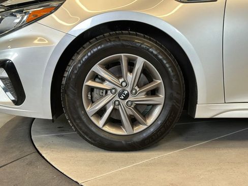 Used 2020 Kia Optima LX FWD image 25