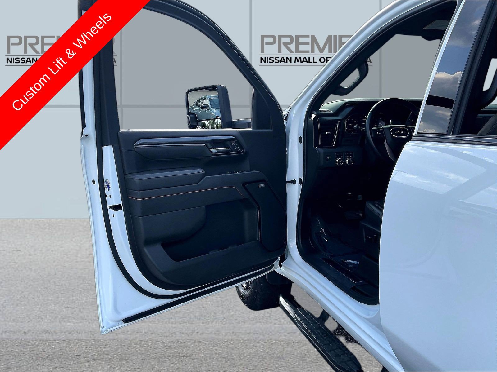 Used 2025 GMC Sierra 2500 AT4 AWD/4WD image 23