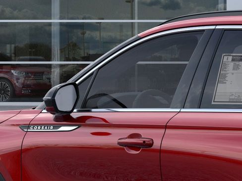 New 2026 Lincoln Corsair Premiere image 20