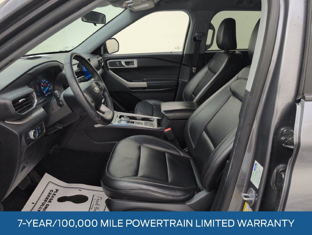 Used 2021 Ford Explorer XLT w/ Equipment Group 202A RWD image 4