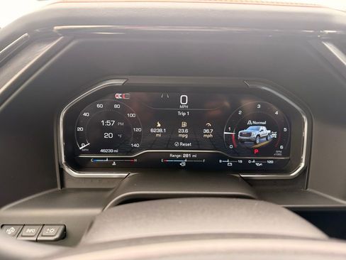 Used 2024 GMC Sierra 1500 AT4 w/ Technology Package image 13