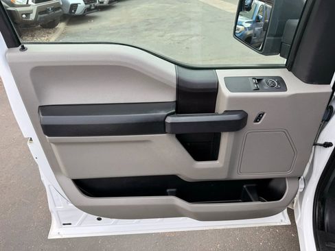 Used 2017 Ford F150 XL w/ Equipment Group 101A Mid image 25