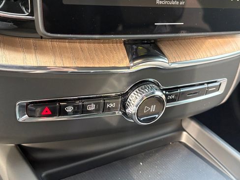 New 2026 Volvo XC60 B5 Plus w/ Protection Package Premier image 15