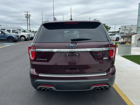 Used 2018 Ford Explorer Platinum AWD/4WD image 6