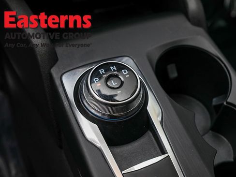 Used 2022 Ford Escape SE w/ Cold Weather Package image 13