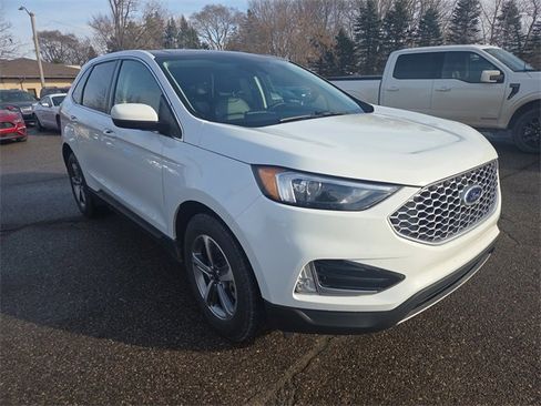 Certified 2024 Ford Edge SEL w/ Convenience Package image 12